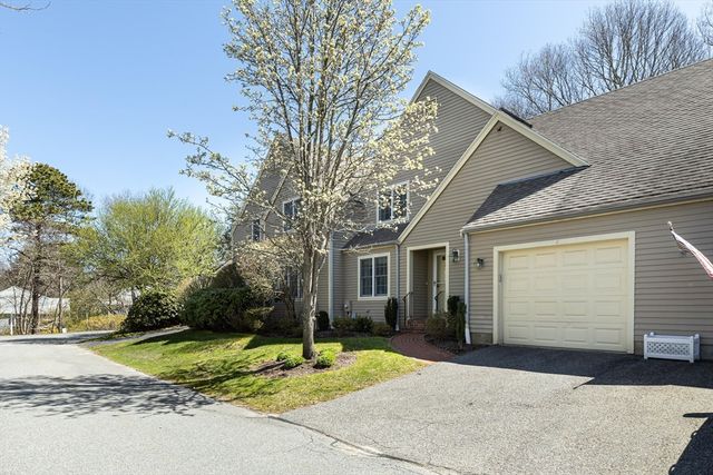 $550,000 | 4 Bishops Park, Unit 4 | Mashpee