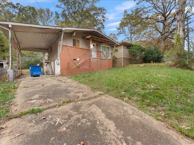 $83,500 | 5185 Central Avenue | Piney Woods