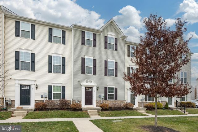 $405,000 | 45 Mulberry Green Spring | East Vincent Township - Chester County