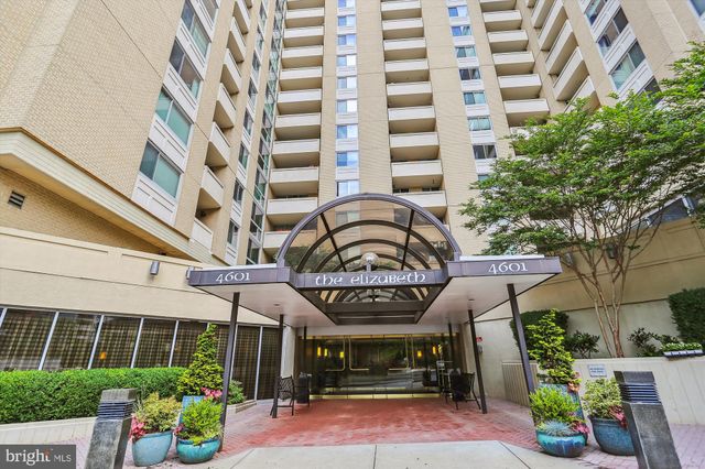 $335,000 | 4601 North Park Avenue, Unit 1821 | The Elizabeth