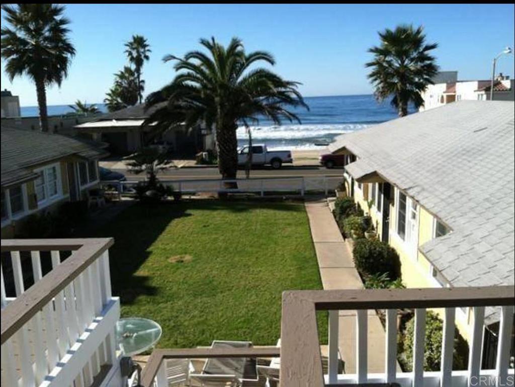 a view of outdoor space yard and patio