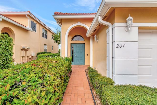 $3,300 | 12468 Crystal Pointe Drive, Unit 201