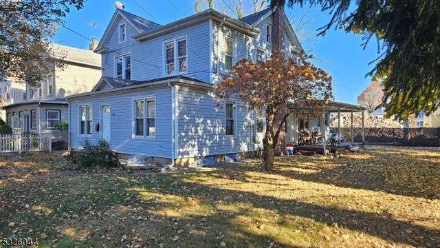 $499,999 | 402 East 2nd Street | Plainfield