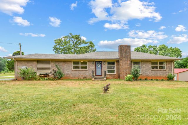 $325,000 | 114 Aqua Drive | Cool Spring Township - Rutherford County