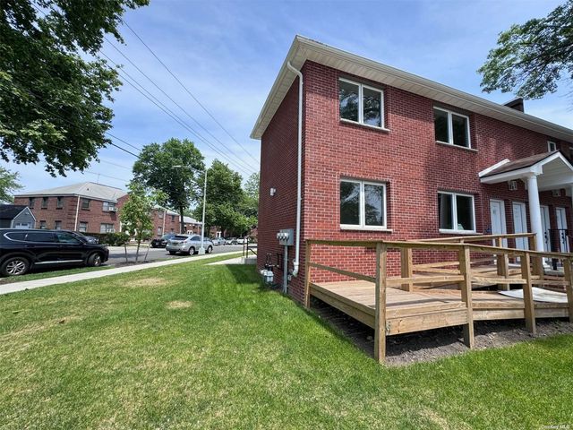 $1,380,000 | 17-05 Francis Lewis Boulevard | Flushing