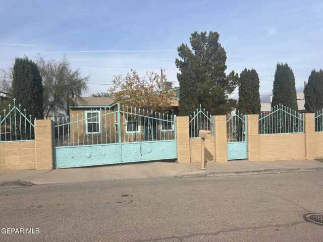 $1,300 | 114 Father Luis Catano | Sunland Park