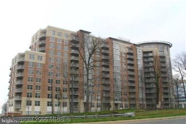 $2,250 | 11800 Sunset Hills Road, Unit 916 | Carlton House