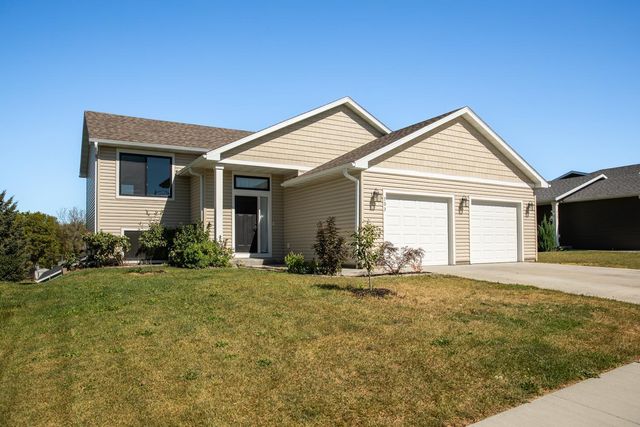 $310,000 | 703 19th Street | Zumbrota