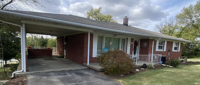 $268,000 | 1183 Vista Drive | Vincennes Township - Knox County