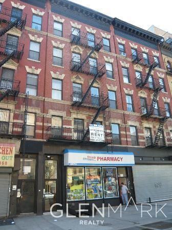 $3,250 | 2074 Frederick Douglass Boulevard, Unit 3C | Harlem