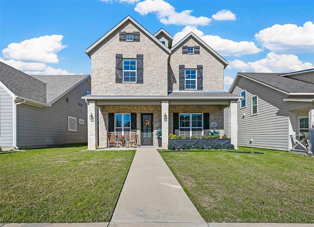 $449,900 | 723 Mulberry Court | Celina