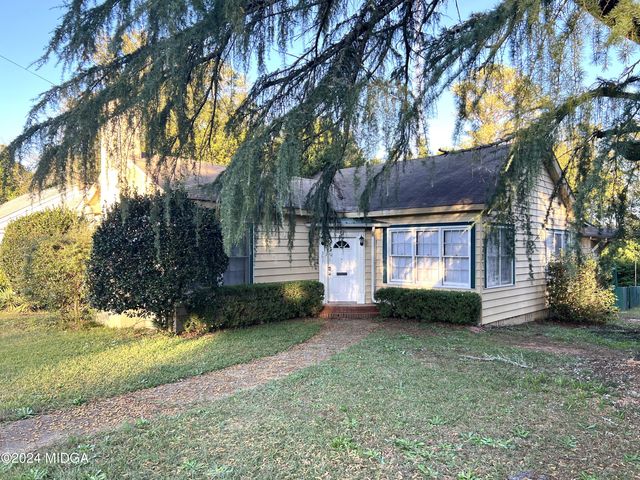 $1,100 | 307 Rogers Avenue | Macon-Bibb County