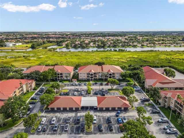 $2,600 | 215 Southwest 117th Terrace, Unit 14306 | Pembroke Lakes South