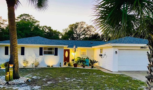 $360,000 | 1063 Circle Lane | Santa Rosa Shores