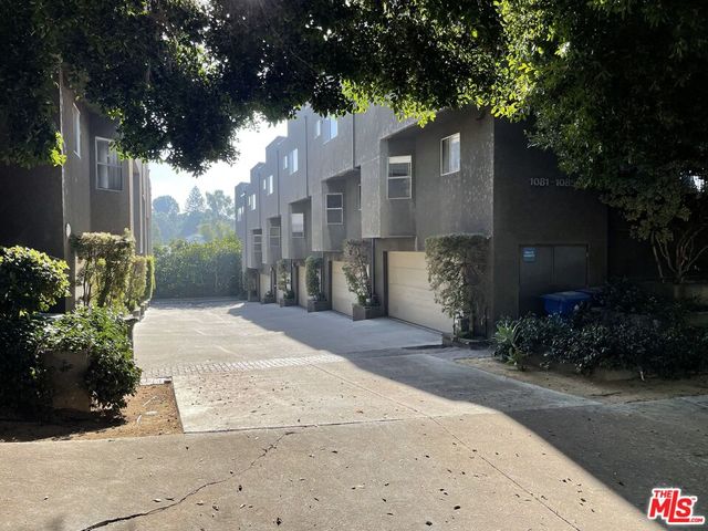 $3,950 | 1083 1/2 West Kensington Road | Echo Park