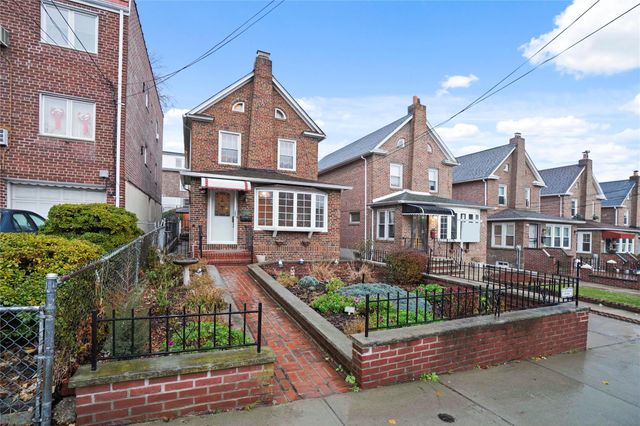 $1,050,000 | 54-11 65th Place | Maspeth