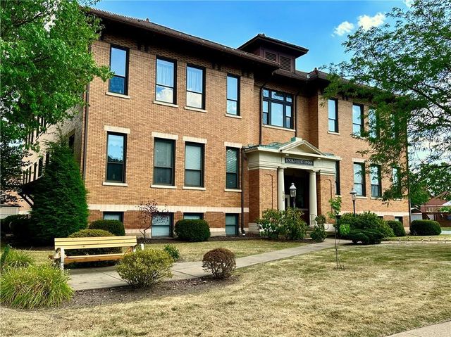 $190,000 | 363 4th Street, Unit 7 | Beaver