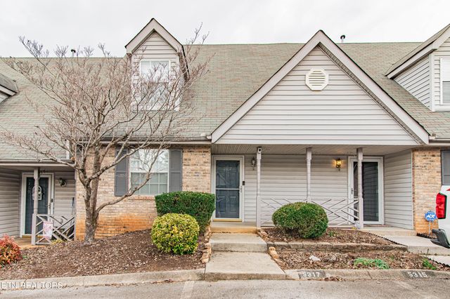 $260,000 | 5317 Trace Manor Lane | Pleasant Ridge