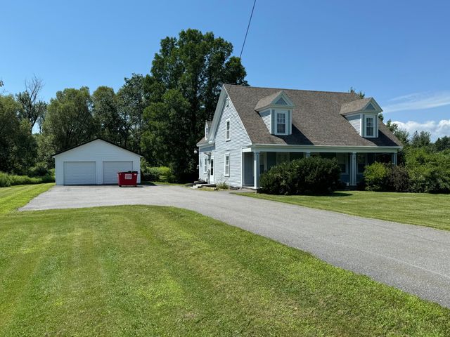 $389,900 | 526 Gardiner Road | Dresden