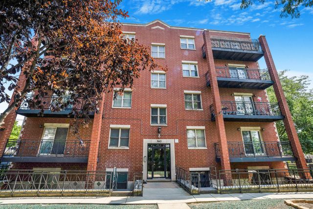 $405,000 | 3643 North Monticello Avenue, Unit 1S | Independence Park