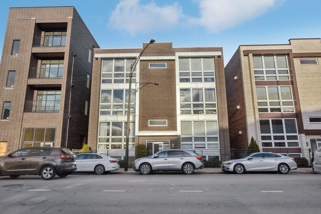 $595,000 | 3215 North Elston Avenue, Unit 1S | Avondale