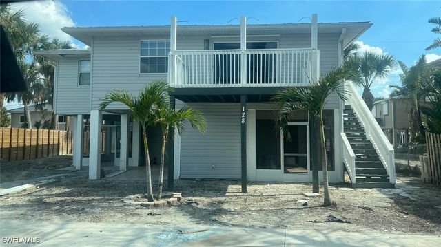 $1,700 | 128 Eucalyptus Court, Unit A | Fort Myers Beach