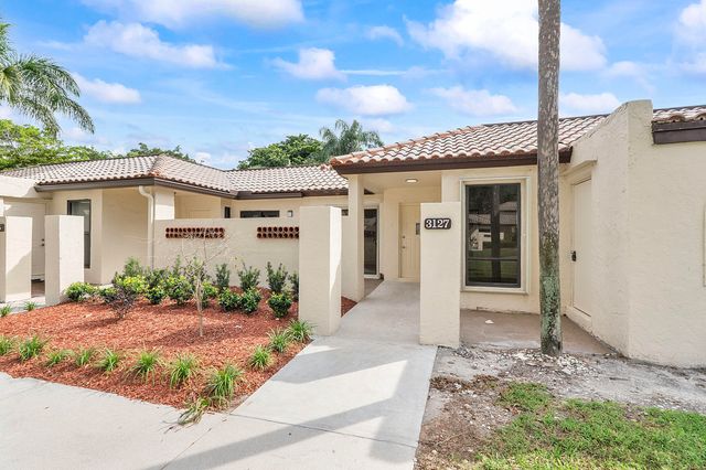 $475,000 | 3127 Kingswood Terrace | Boca Raton Hills