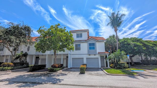 $2,700 | 2056 Alta Meadows Lane, Unit 2308 | Delray Beach