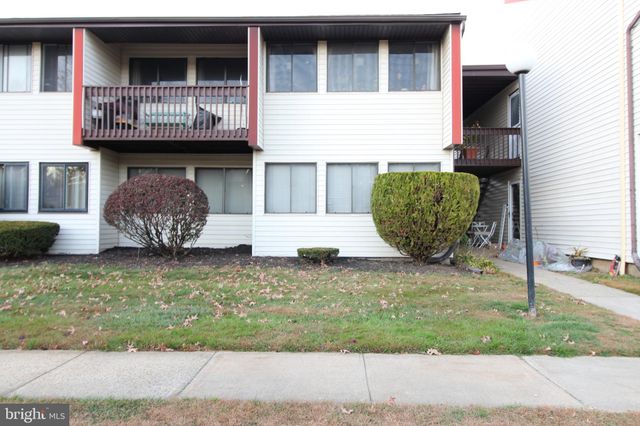 $195,000 | 10 Avon Drive | Twin Rivers