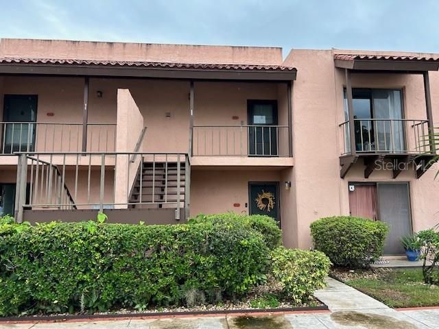 $141,900 | 220 La Casa, Unit 220