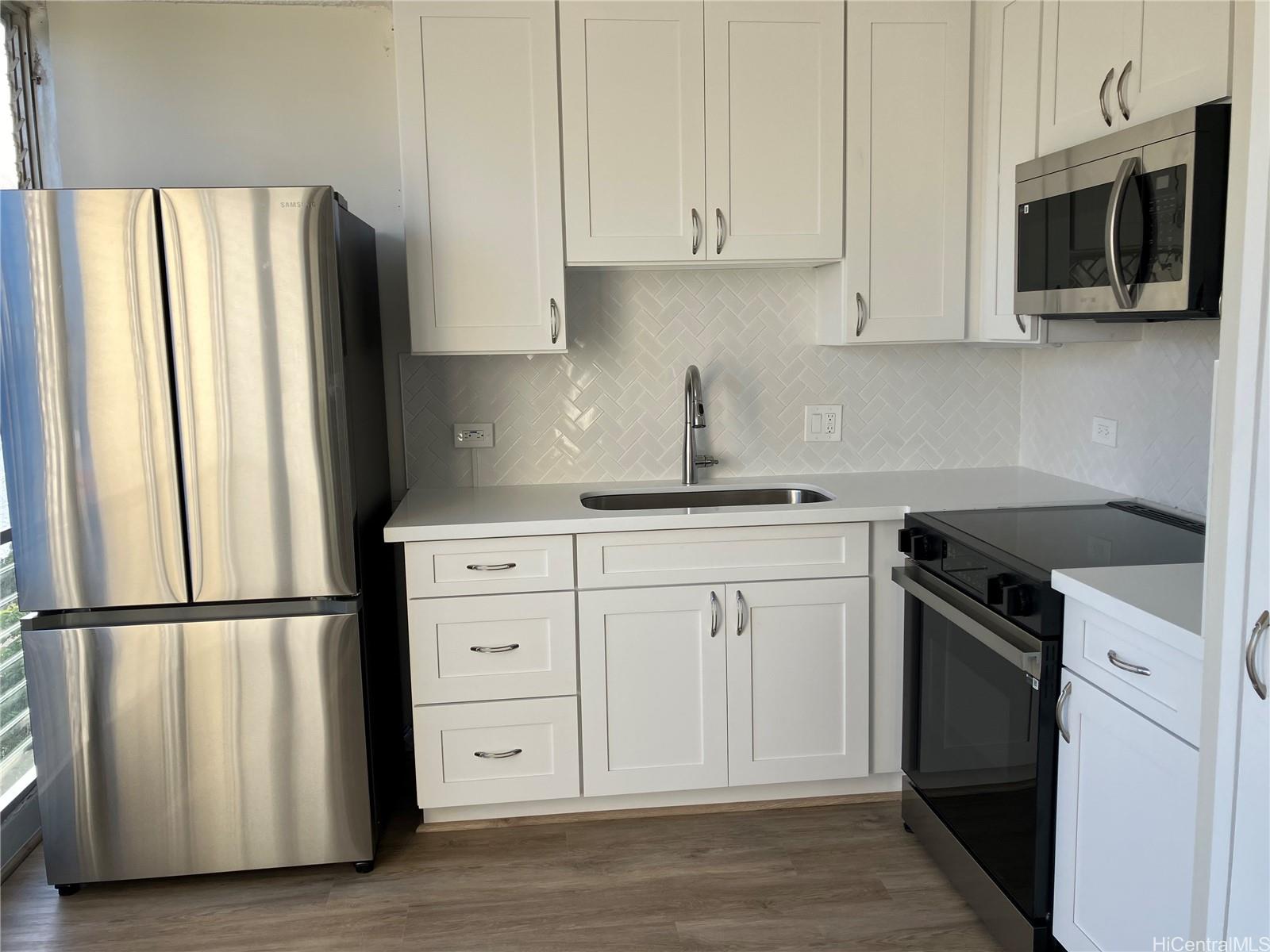 New appliances, new cabinets in kitchen