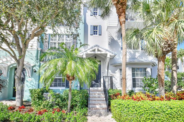 $1,075,000 | 536 East Mallory Circle | Delray Beach