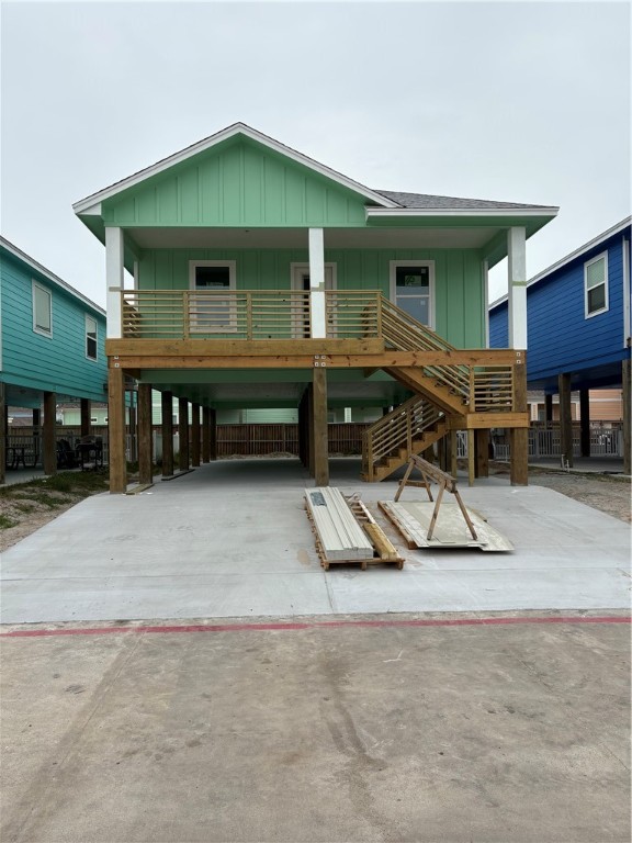 a view of house with outdoor space