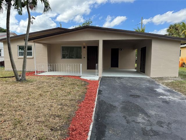 $435,000 | 921 Northwest 35th Terrace | Broward Estates