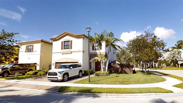 $1,195,000 | 8786 Northwest 99th Path | Doral