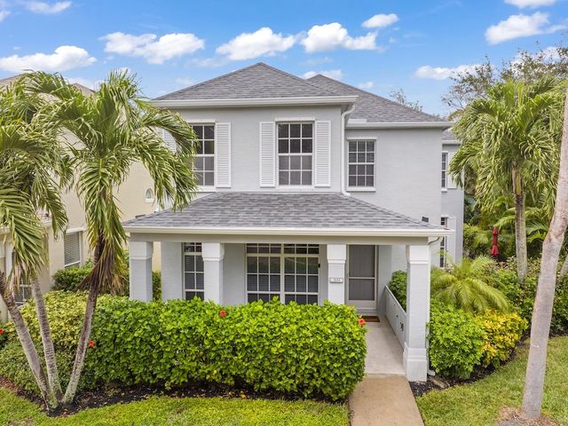 $900,000 | 1344 Winding Oaks Circle West | Oceanside