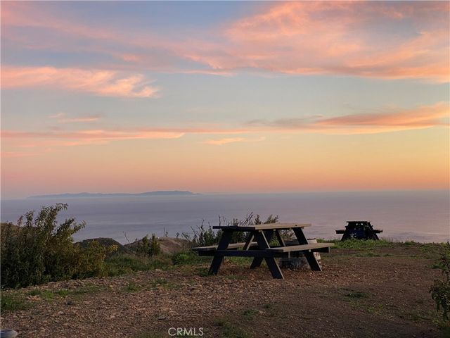 $3,995,000 | 3900 Latigo Canyon Road | Malibu Land Side