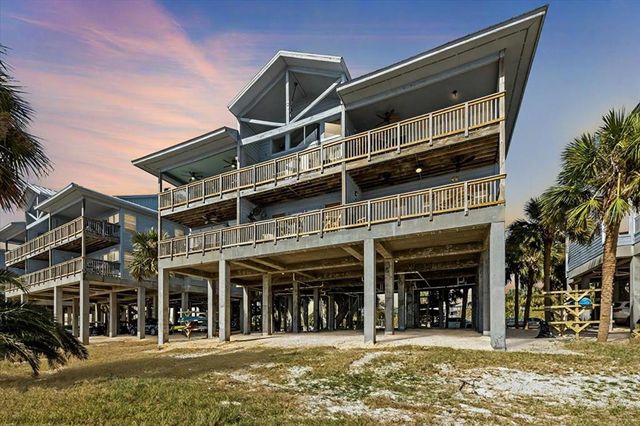 $295,000 | 11 Old Mill Drive, Unit 3B | Cedar Key