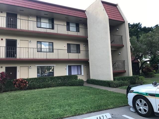 $2,050 | 4471 Luxemburg Court, Unit 108 | Fountains of Palm Beach