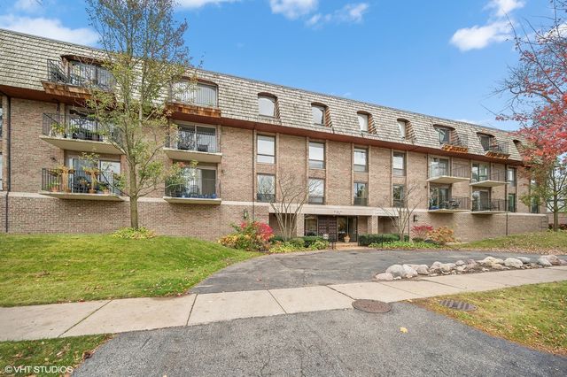 $335,000 | 134 Green Bay Road, Unit 106 | Winnetka