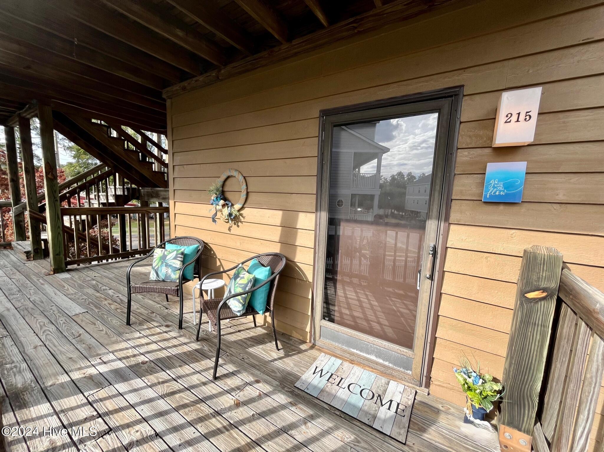 Front porch entrance