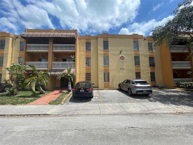 $2,200 | 525 West 69th Street, Unit 306 | Hialeah