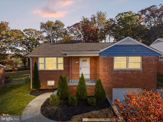 $460,000 | 6510 Livingston Road | Oxon Hill