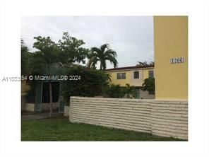 $2,100 | 1208 Douglas Road, Unit 1 | Central Gables