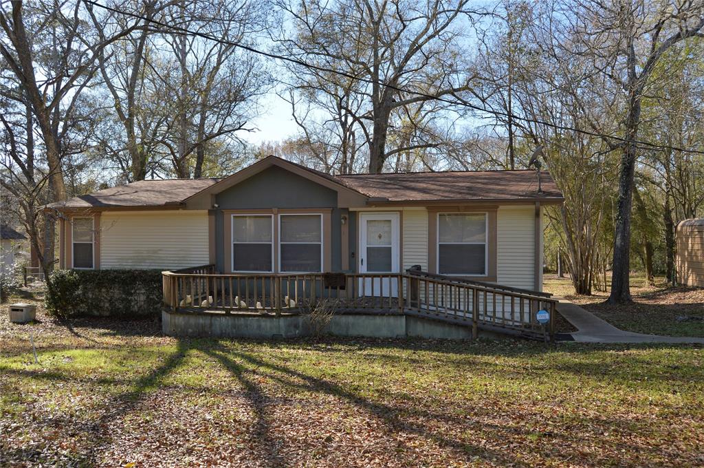 Located on FM 1514 minutes from the downtown area of Coldspring, the county seat of San Jacinto Co.