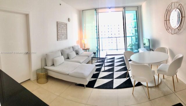 $3,875 | 1111 Southwest 1st Avenue, Unit 1517 | Brickell