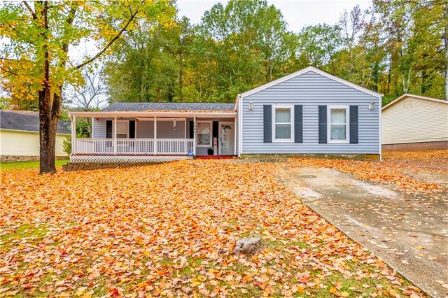 $249,900 | 7845 Chase Woods Drive