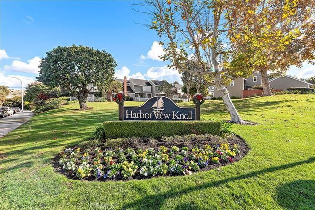 $6,200 | 2768 Hillview Drive, Unit 17 | East Bluff-Harbor View