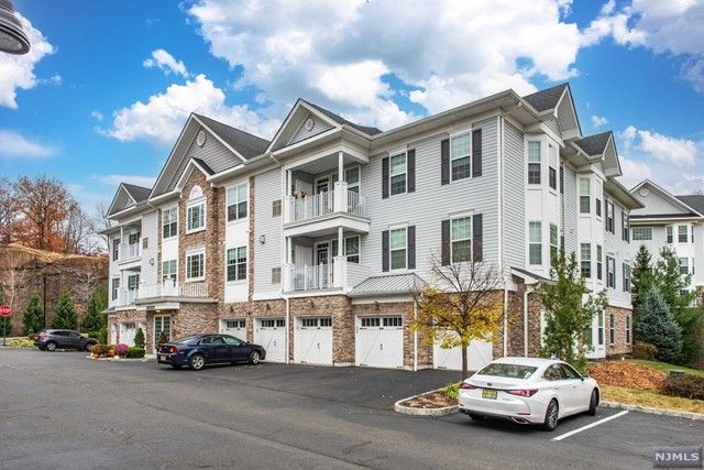 $649,900 | 2 Granite Road, Unit D2 | Woodland Park