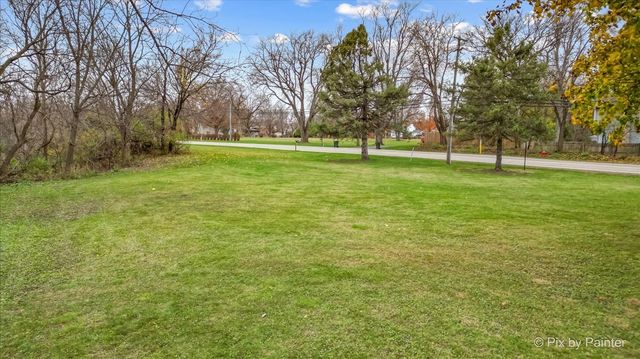 $425,000 | Lot East Main Street | Algonquin Township - McHenry County